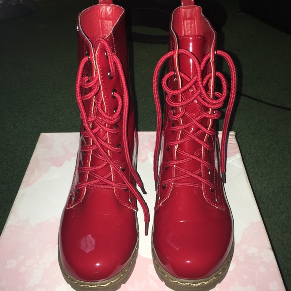 Dr Martens - Picture 2 of 4